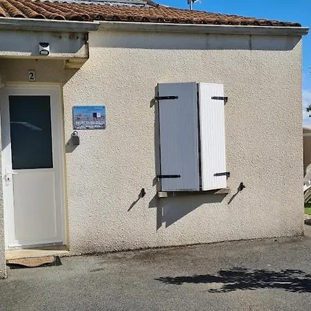 Σπίτι διακοπών Maison Sabline 2 - T2 Avec Terrasse Et Parking 700m De L'ocean - Bebe Bienvenu *