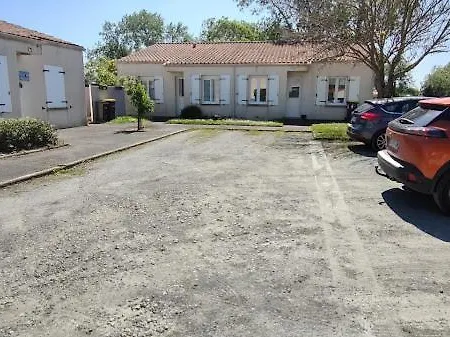 Les Sablines - Maisons T2 A 700m De L'ocean - Terrasse Et Parking بيت للعطل Yves